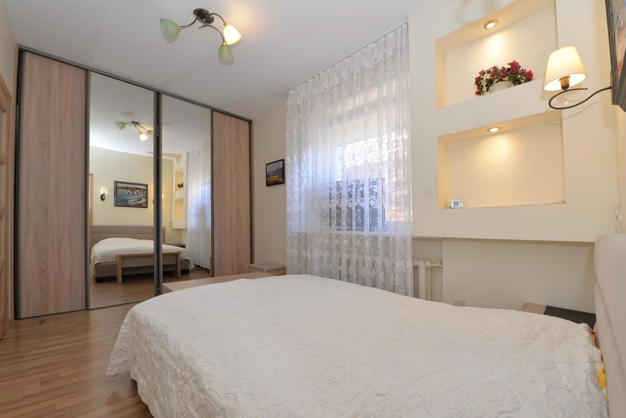 Nida Guesthouse At Loreta Bagian luar foto